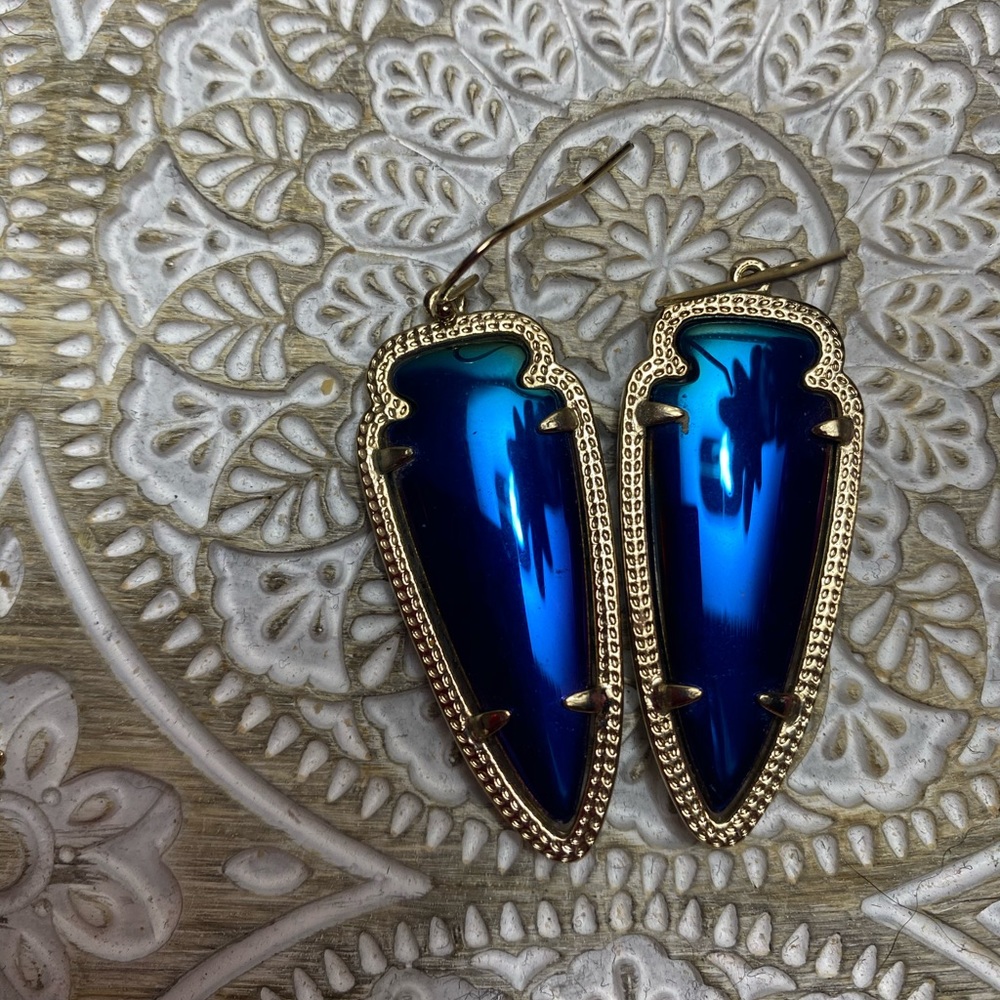 2 sided Kendra Scott earrings!